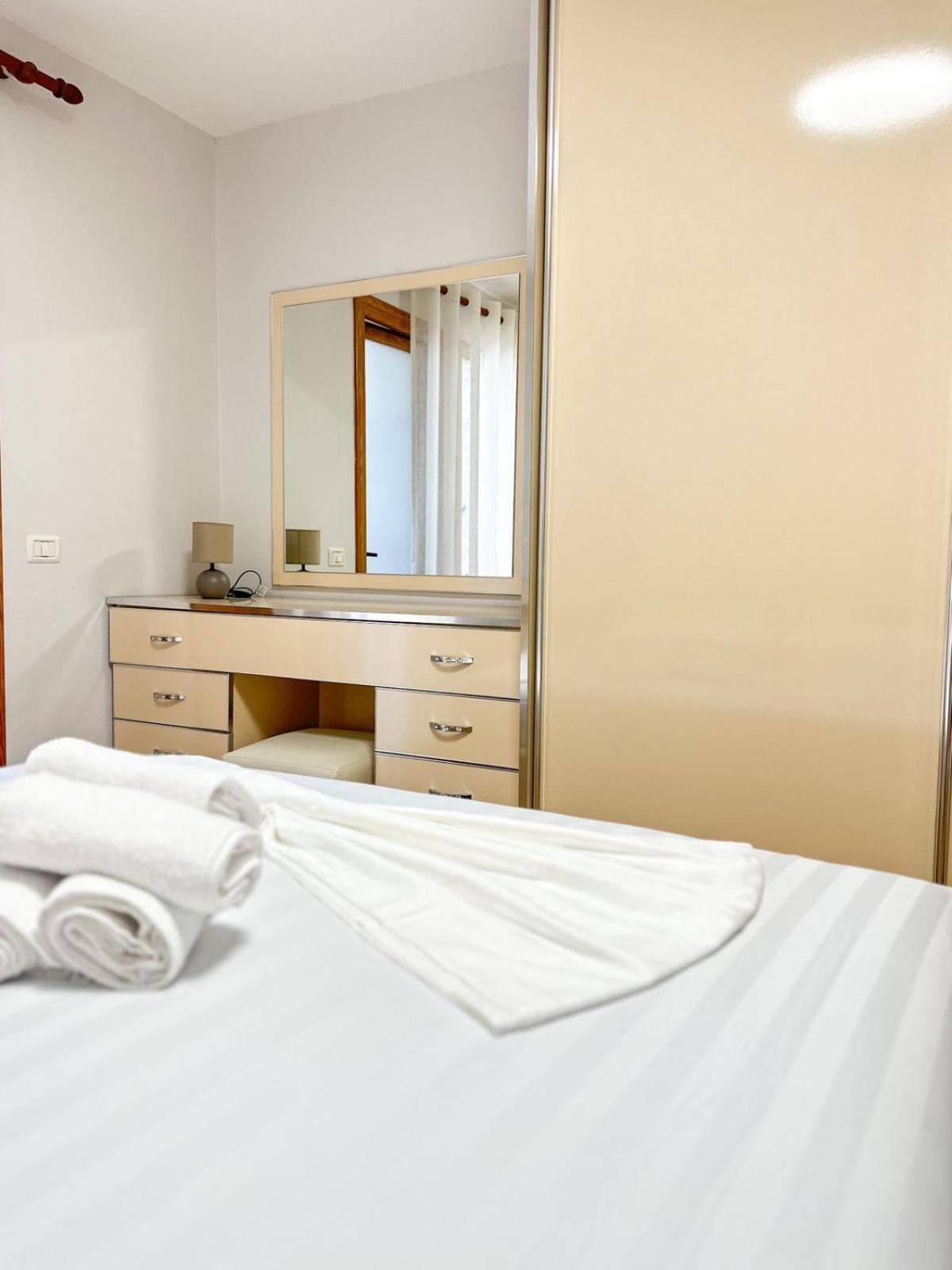 Block Inn Apartments Тирана Екстериор снимка