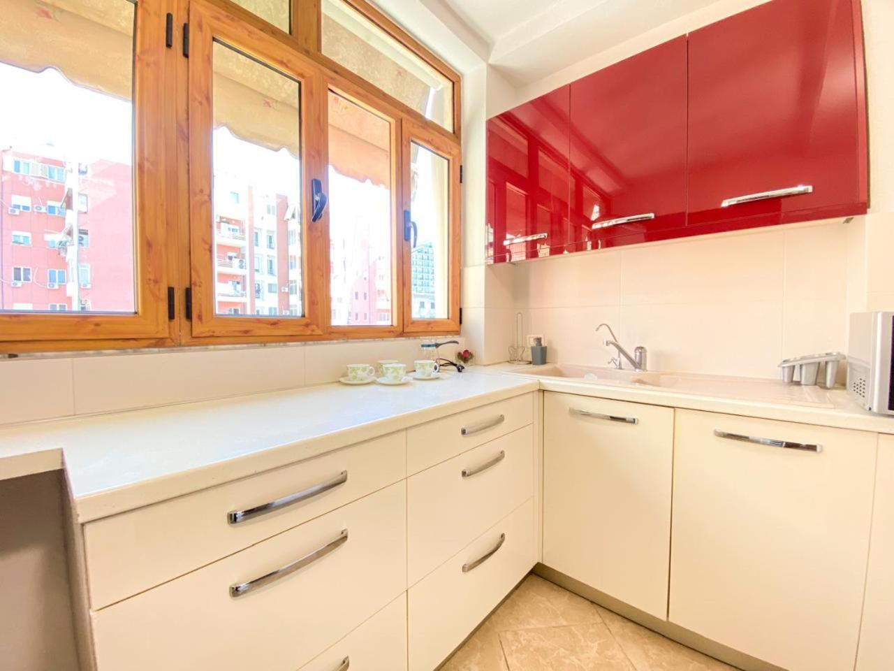 Block Inn Apartments Тирана Екстериор снимка