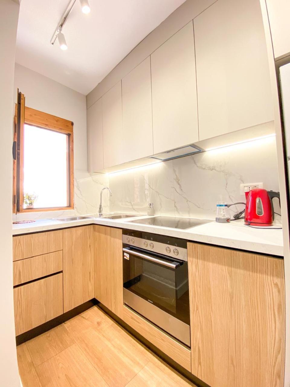 Block Inn Apartments Тирана Екстериор снимка
